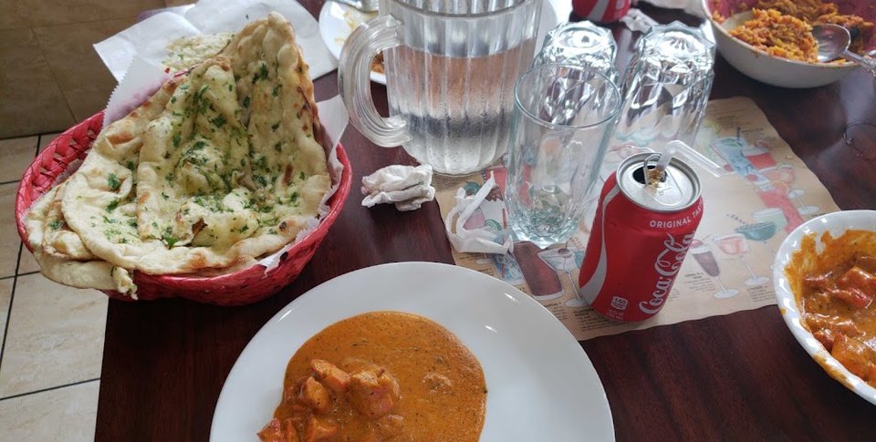 Butter Chicken an Naan